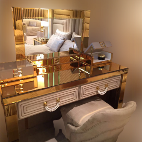fitted lace wedding dress Luxury Gold Mirrored Dressing Table With Drawers